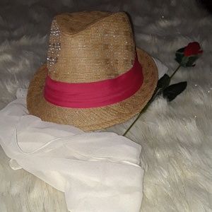 Guess Brimmed Hat